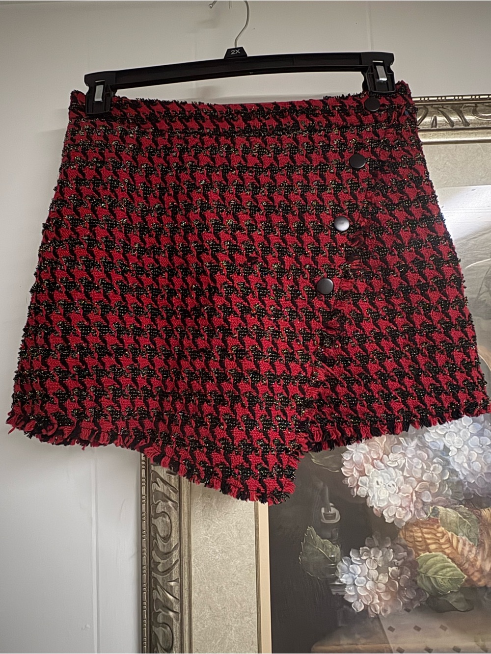 Shinestar Red and Black Houndstooth Bouclé Mini Skirt with Side Buttons